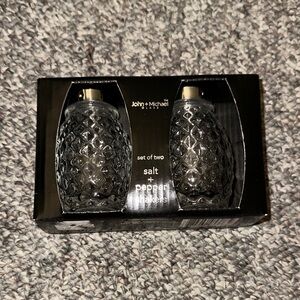 NWT John+Michael Glass Set of Two Salt and Pepper Shakers
